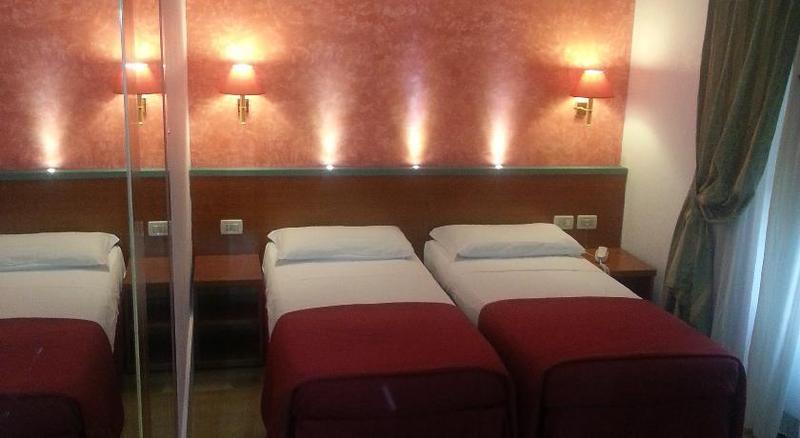 Hotel Center 2 روما المظهر الخارجي الصورة