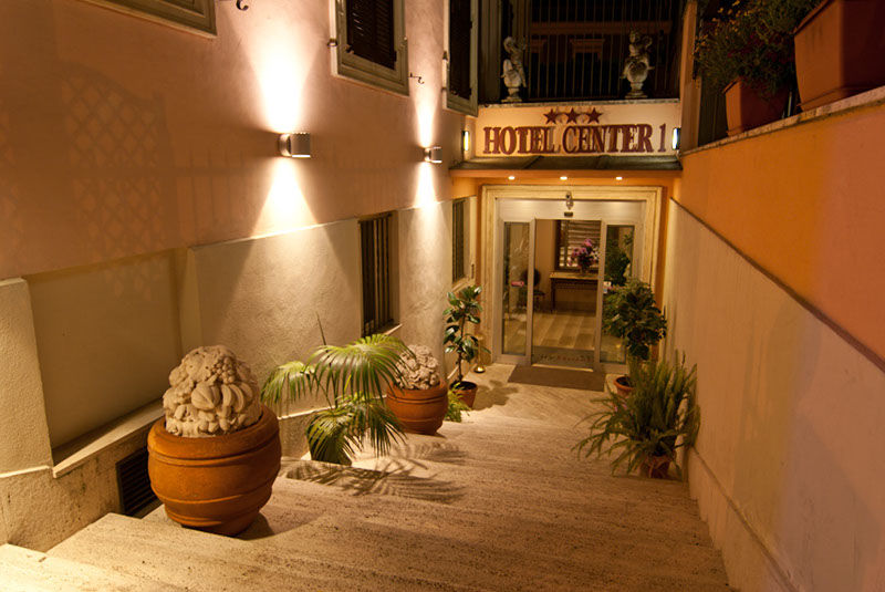 Hotel Center 2 روما المظهر الخارجي الصورة